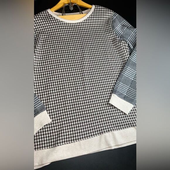 Land’s End Long Sleeve Academia Knit Preppy Jacquard Sweatshirt Top Size XL NWOT - Picture 2 of 9